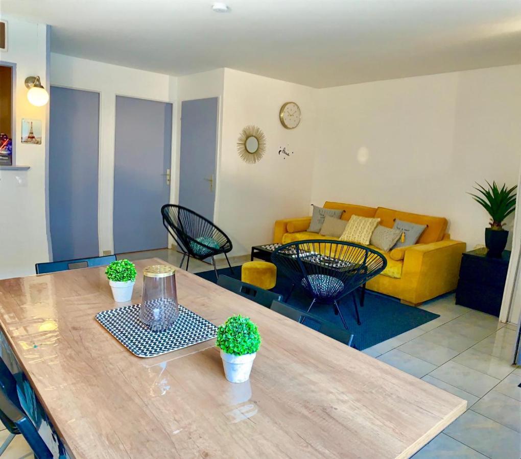 Appartement Eco 6 Personnes Маньї-ле-Онгр Екстер'єр фото