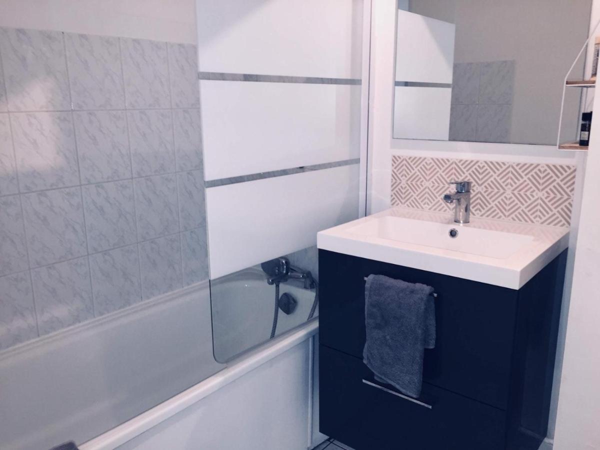 Appartement Eco 6 Personnes Маньї-ле-Онгр Екстер'єр фото