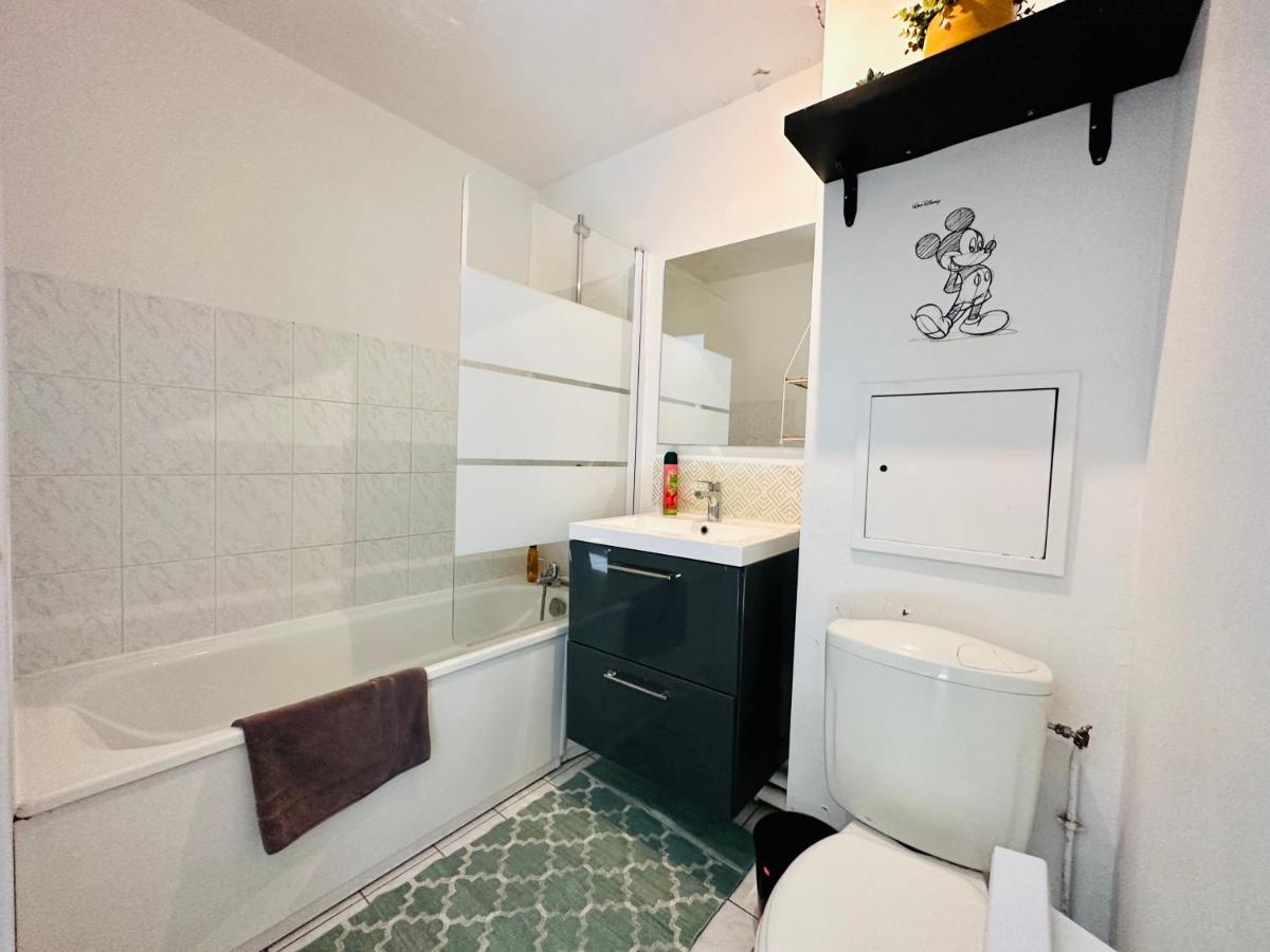 Appartement Eco 6 Personnes Маньї-ле-Онгр Екстер'єр фото